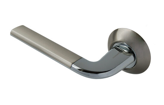 Iekšdurvju rokturis ARCHIE AH1093-78 – niķeļa un hroma apdare ar modernu dizainu